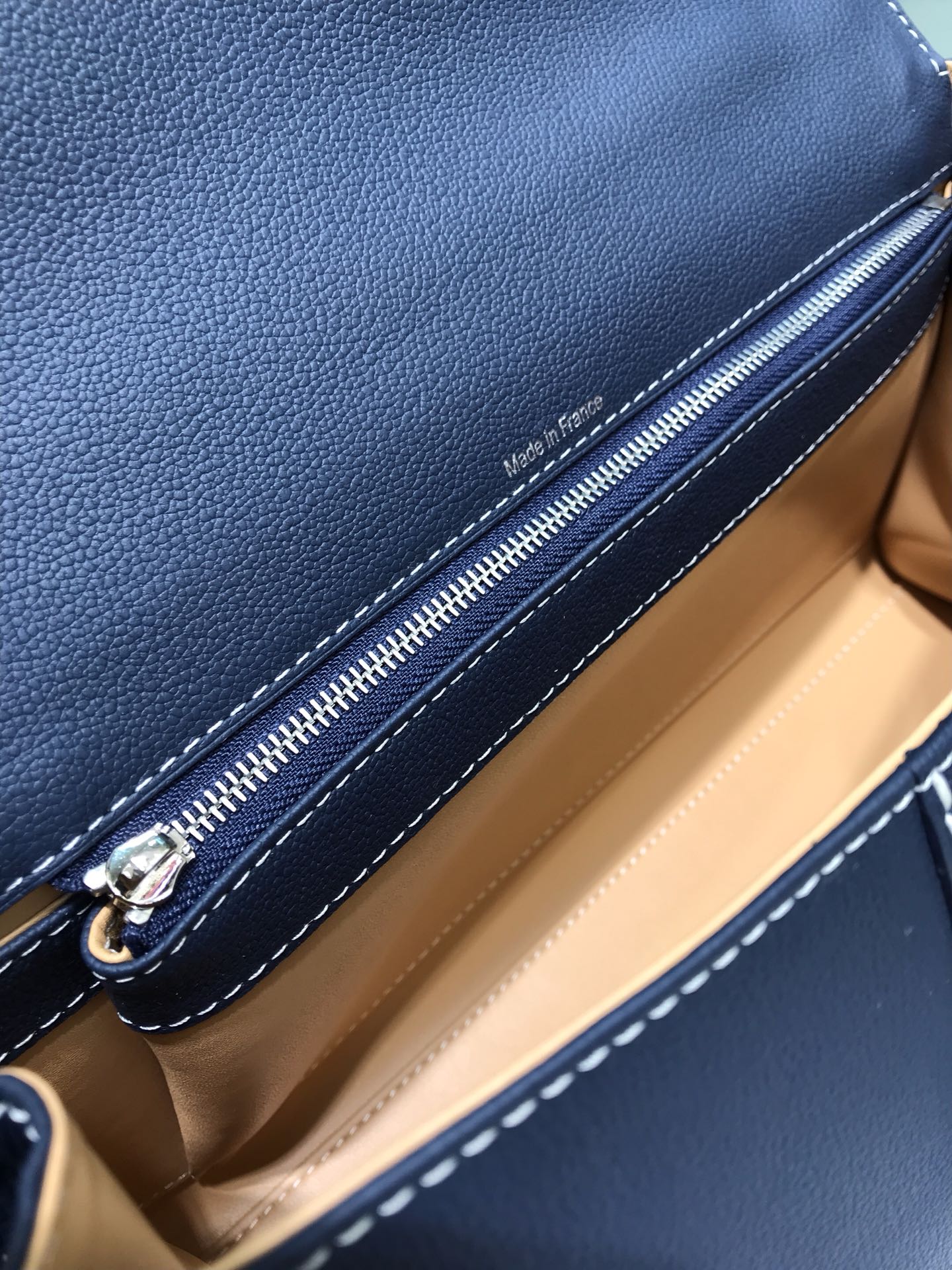 델보 브리앙 토고 박스백 스몰